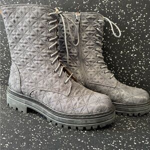 NEW Aerosoles Aware x Laura Ashley Shelton Quilted Combat Boots Grey Size 8​